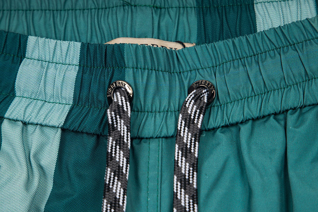 Burberry 52410−24L - Image 32