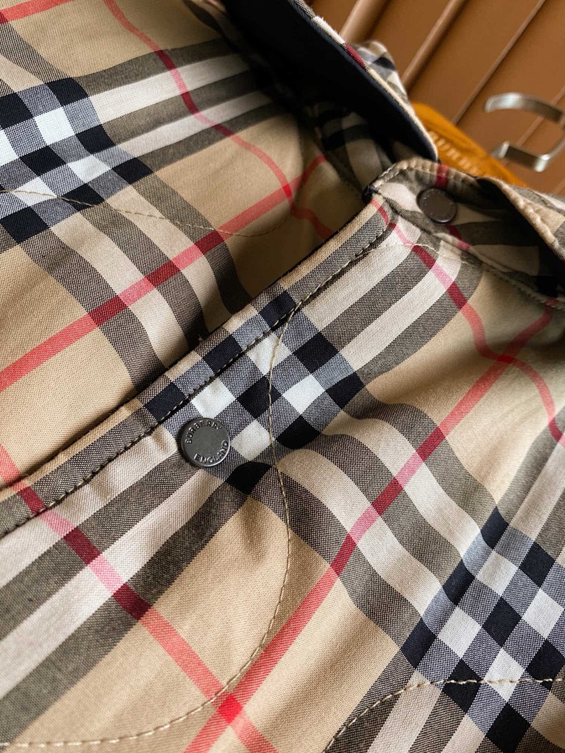 Burberry — - Image 5
