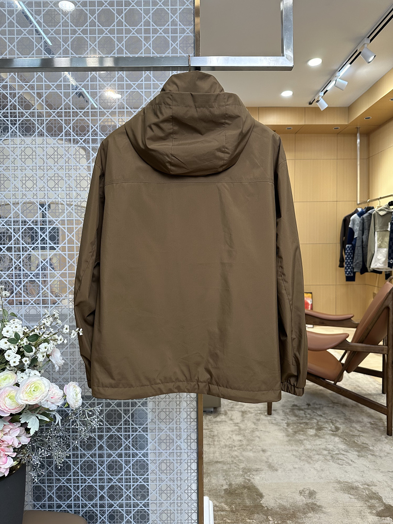 Burberry 5151−8L - Image 20