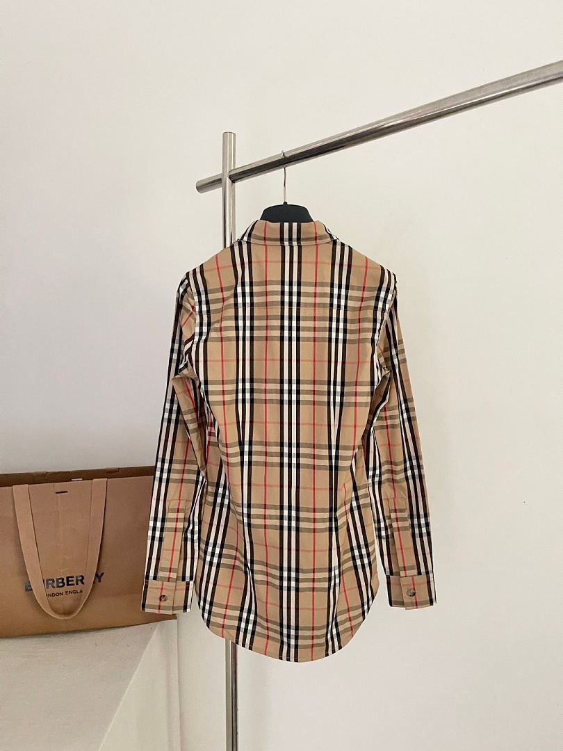 Burberry 6157-82L - Image 3