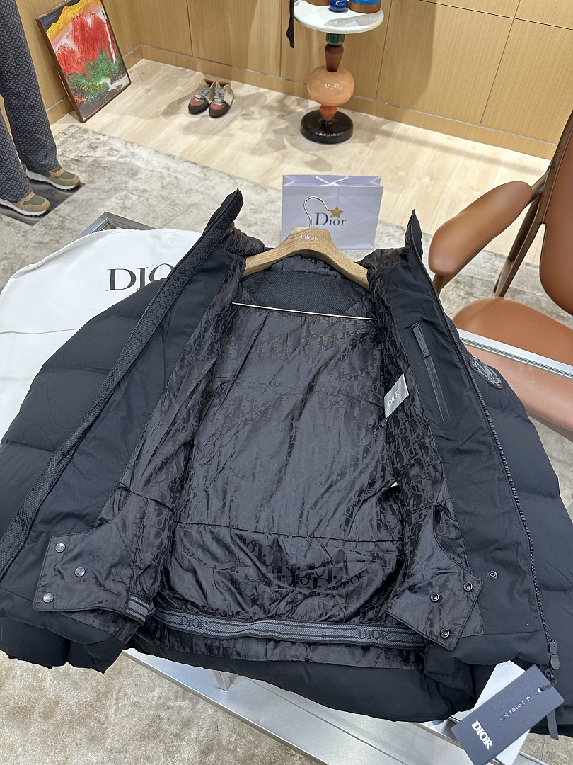 Dior 38161-86L - Image 22