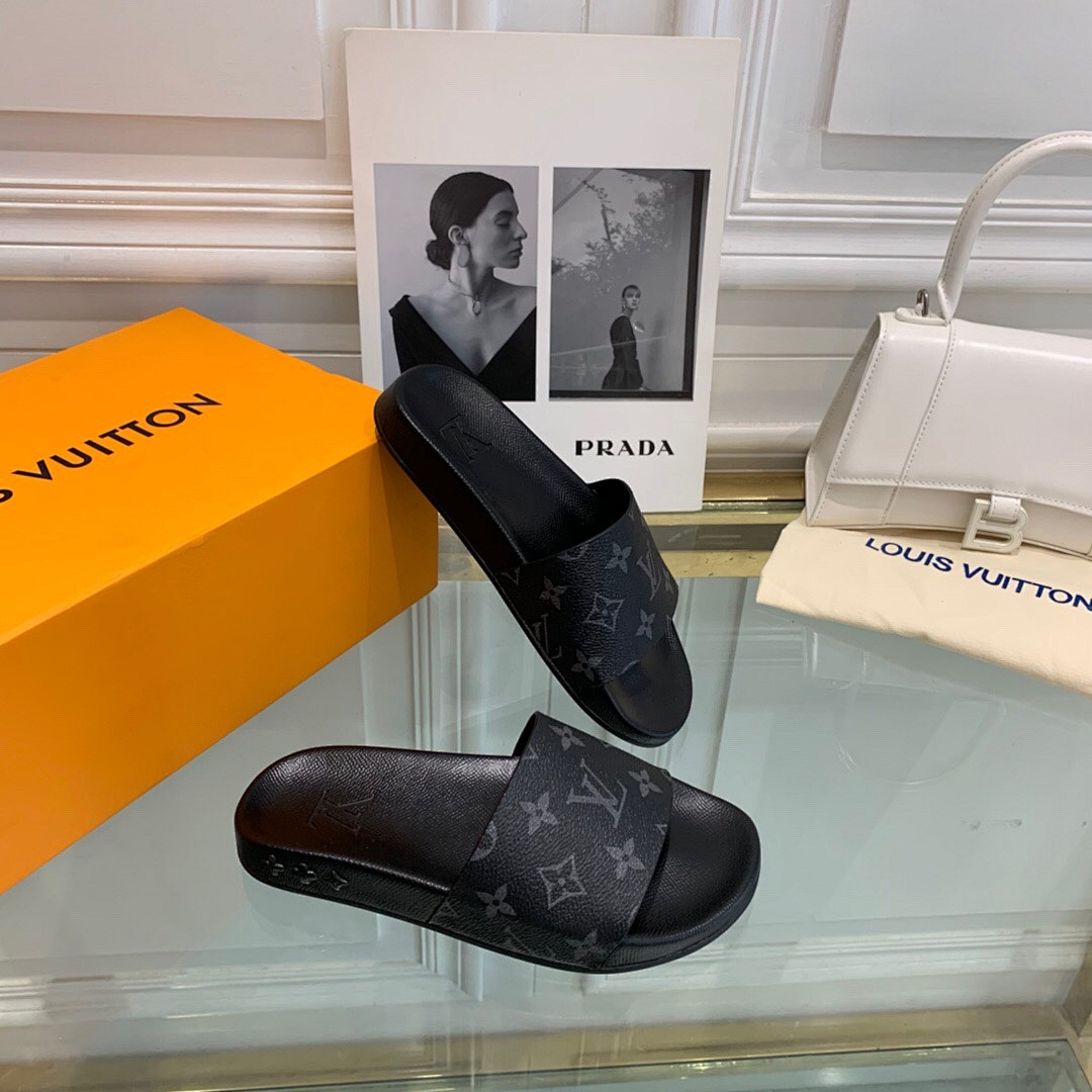 Unbranded Slides Price: 229Yuan Leather - Image 17