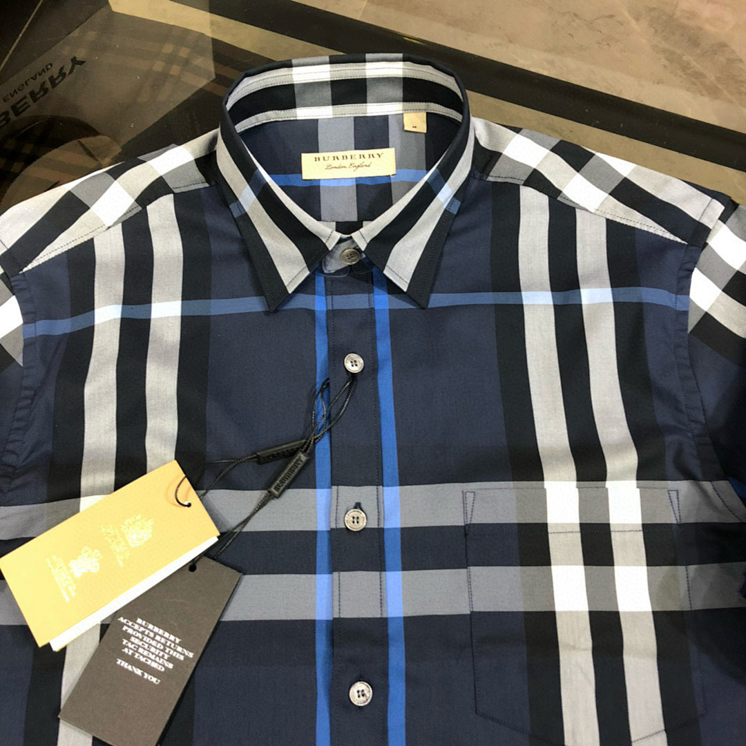Burberry L68B070-65L - Image 15