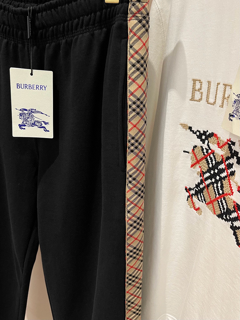 Burberry D102-61L - Image 7