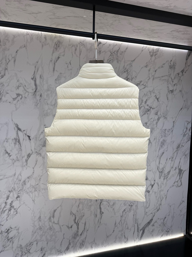Prada 363-13L - Image 20