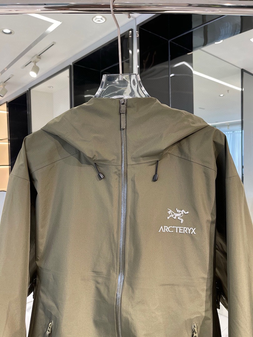 Arc'teryx — - Image 30