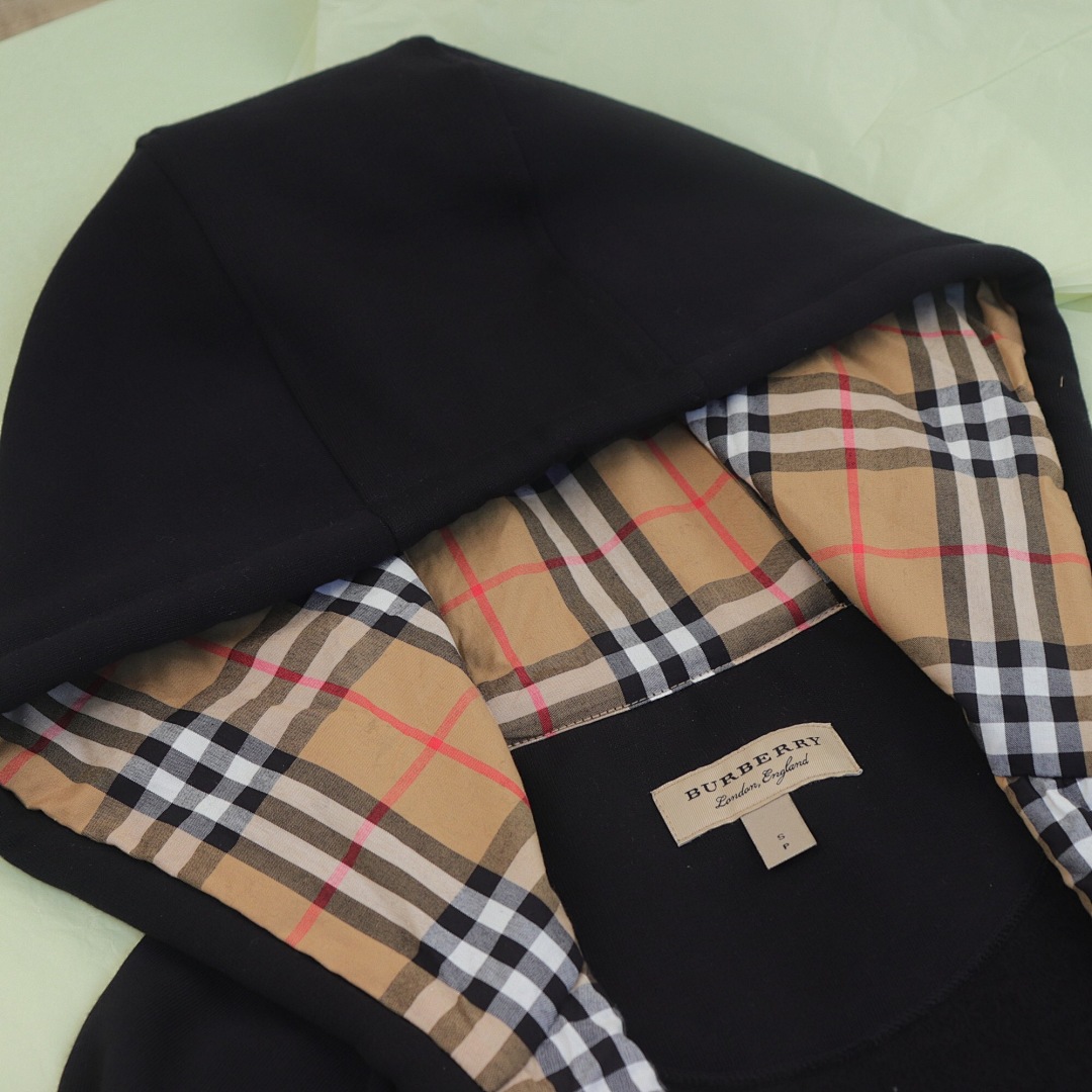 Burberry Yuan - Image 9