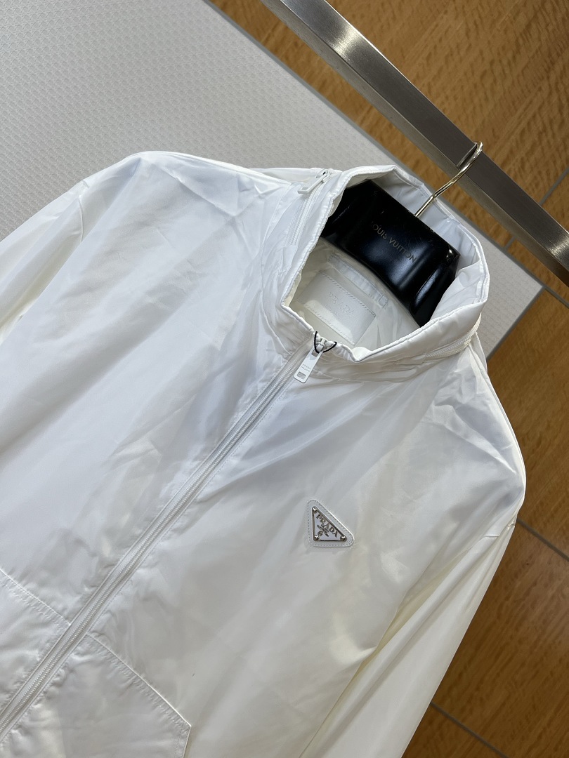 Prada 58842-8L - Image 30