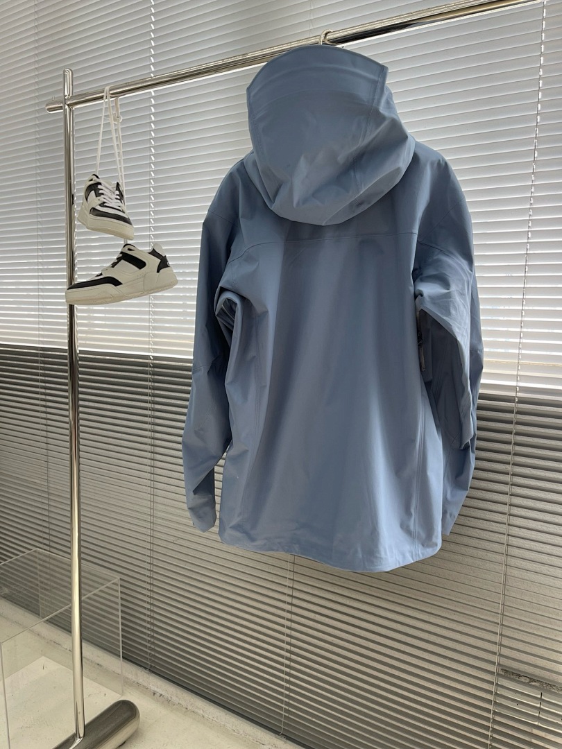 Arc'teryx — - Image 23