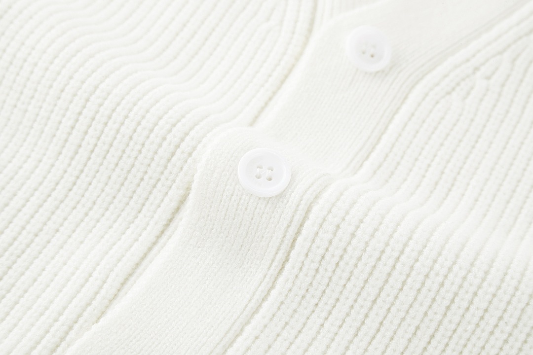 Balenciaga 6292-69L - Image 17