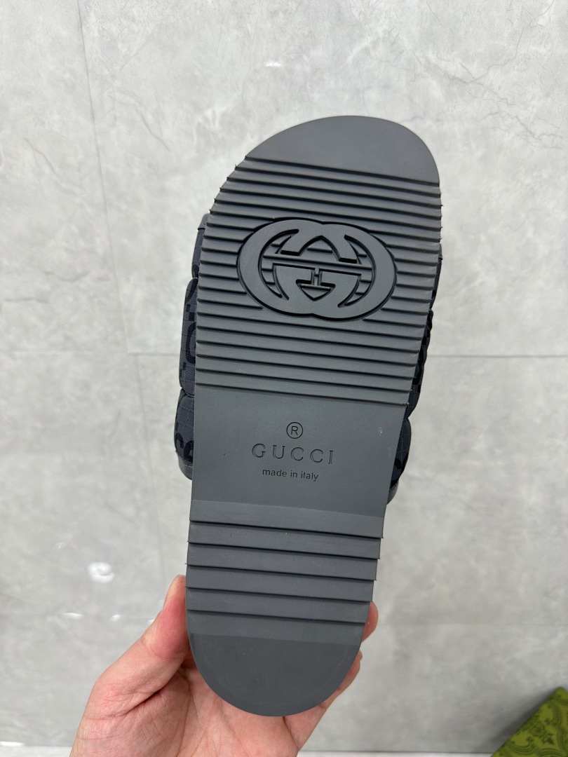 Unbranded Yuan Slides Black Logo - Image 9