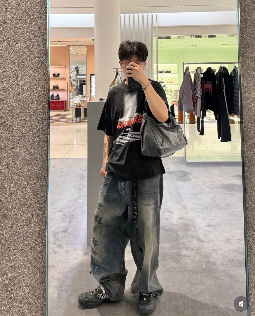 Balenciaga 68048-64L - Image 4