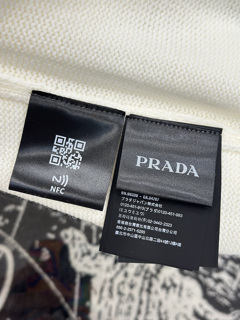 Prada 6400-69L - Image 28