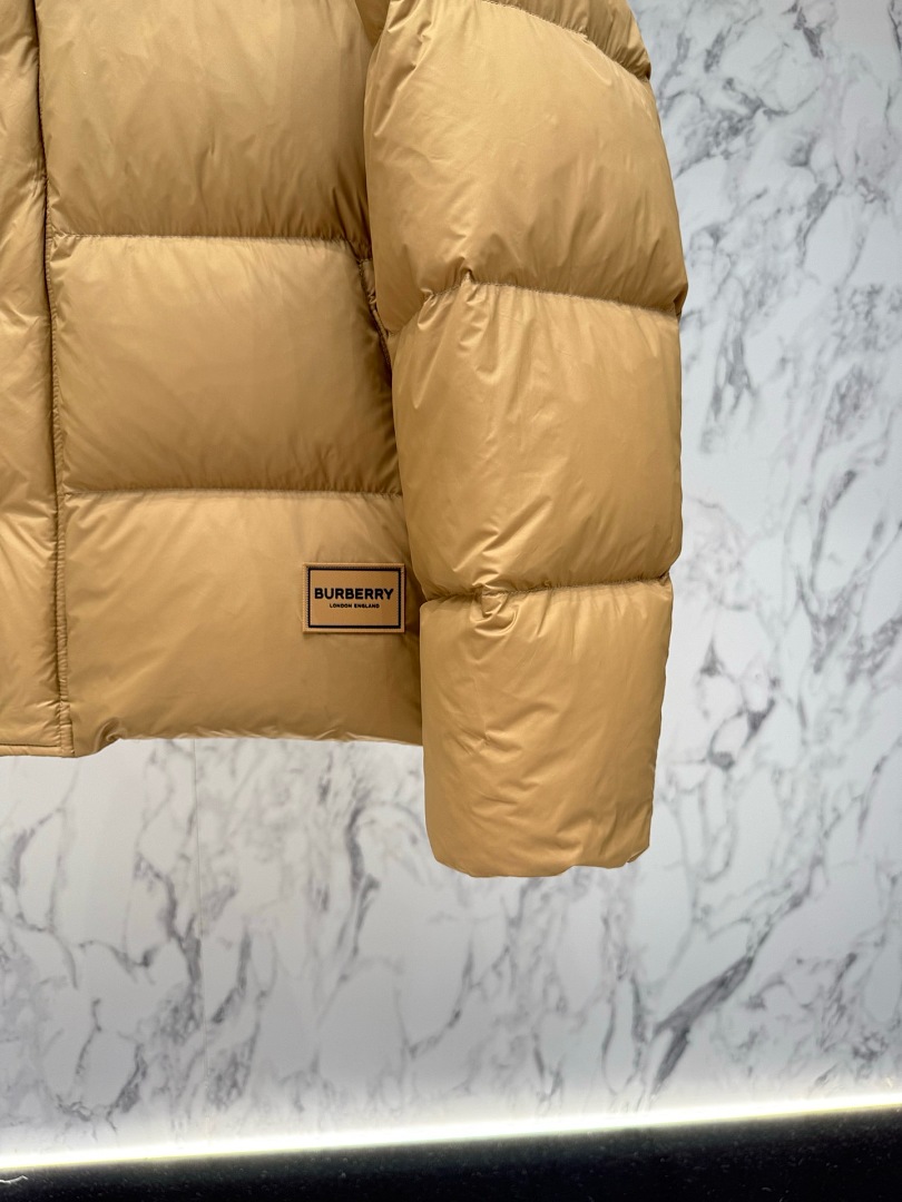 Burberry 38078-83L - Image 16
