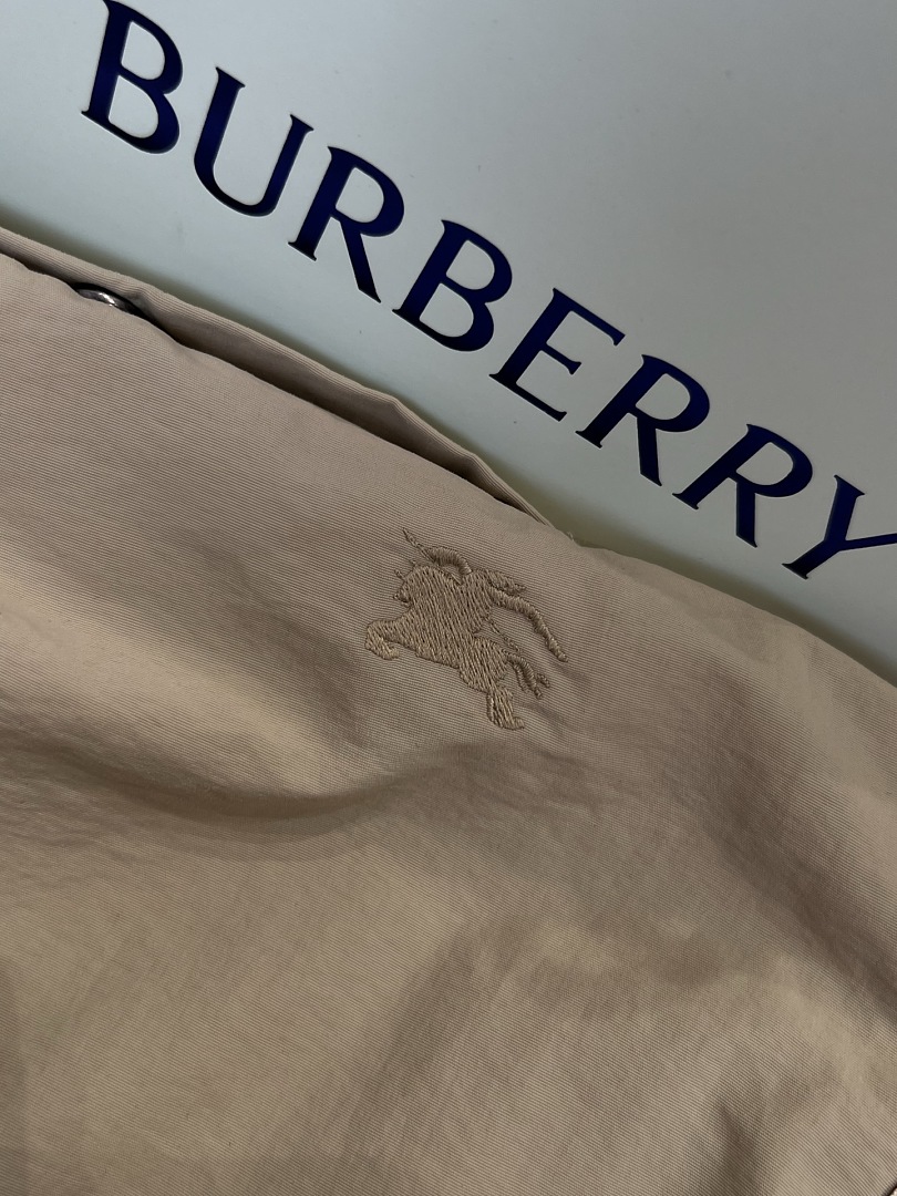 Burberry 5039−51L - Image 10