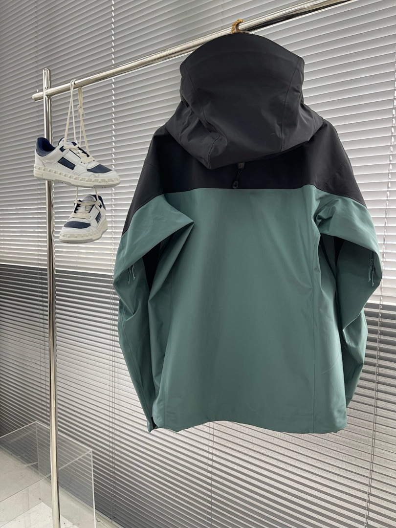 Arc'teryx — - Image 34