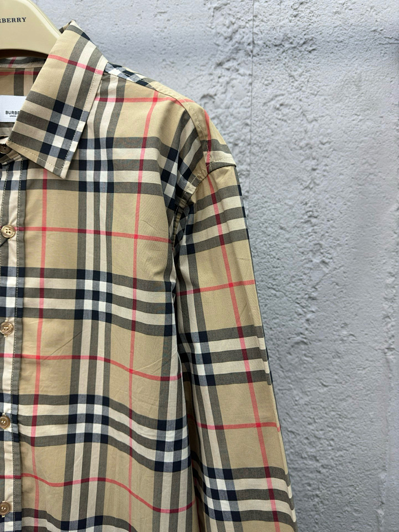 Burberry L68B037-65L - Image 9