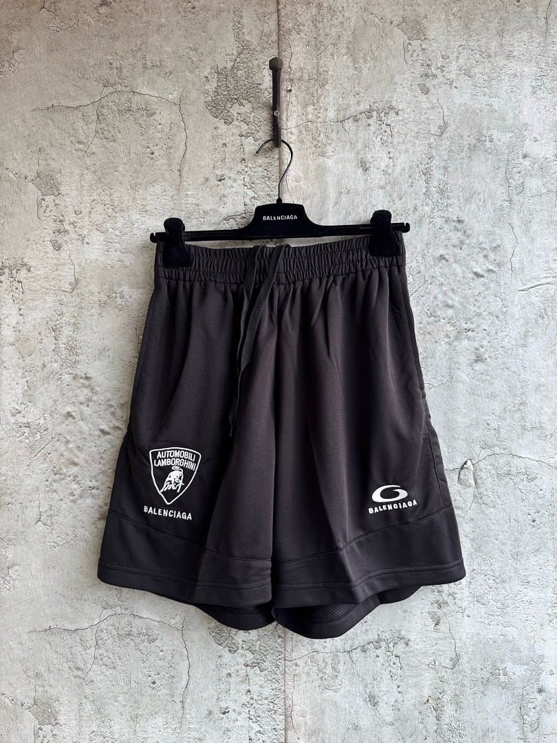 Balenciaga 506−24L