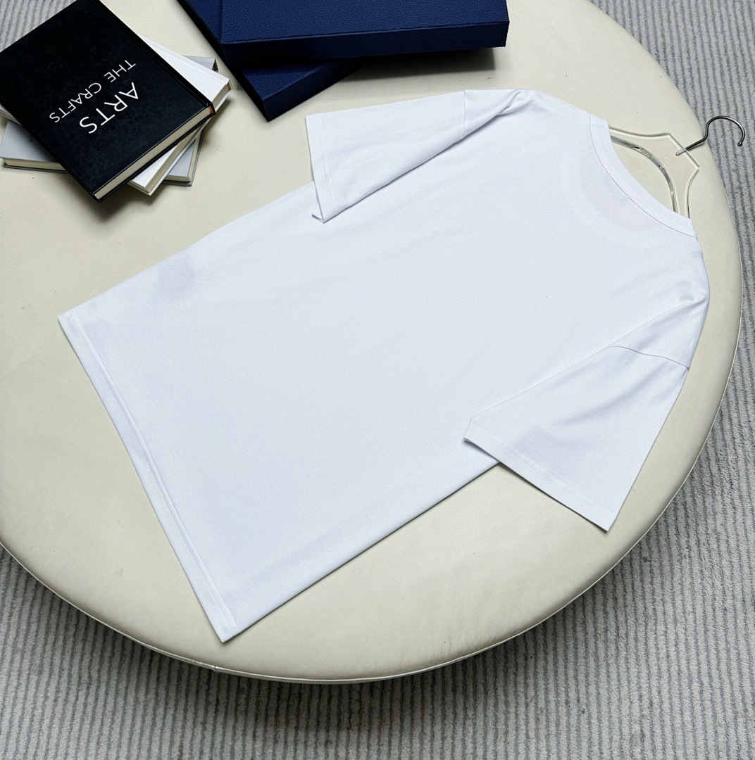 Dior Yuan. Label 544−17L - Image 19