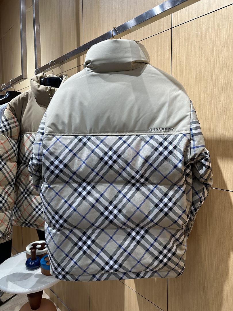 Burberry 5211−8L - Image 42