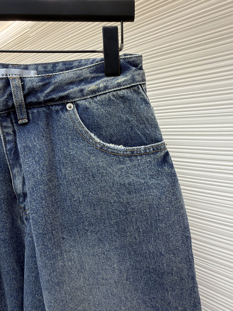 Balenciaga 3095-41L - Image 9