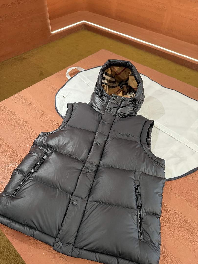 Burberry 68679-37L - Image 5