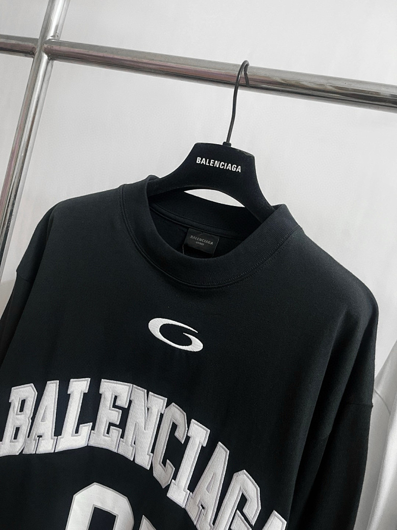 Balenciaga 3C8250-45L - Image 8