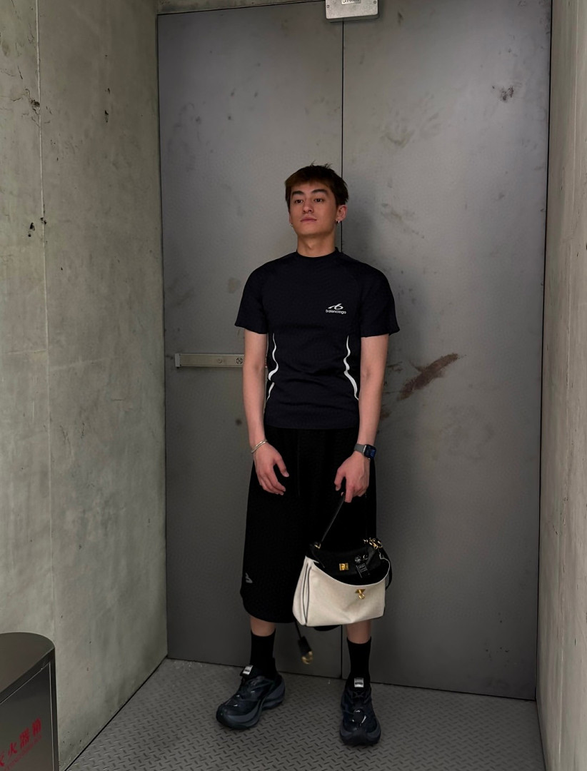 Balenciaga 3130-41L - Image 4