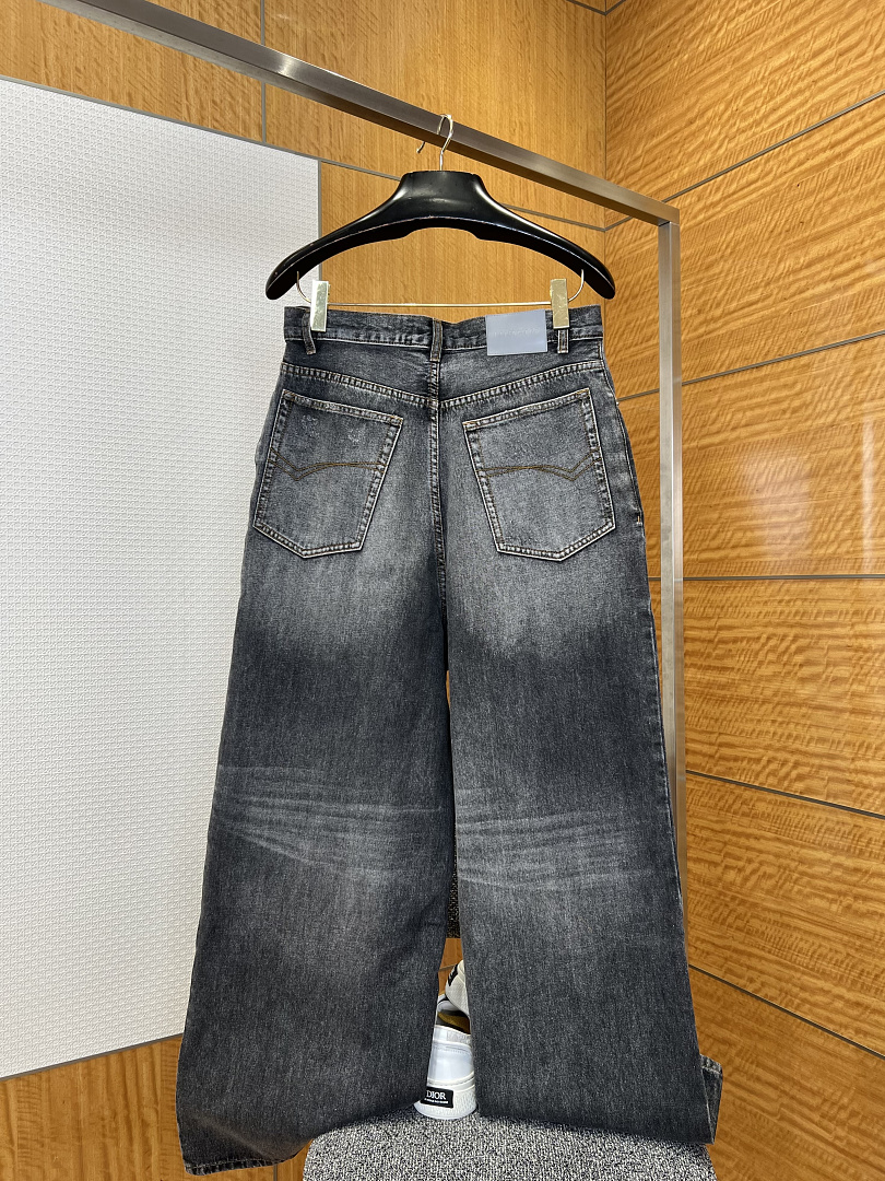 Balenciaga 3249959-5L - Image 15