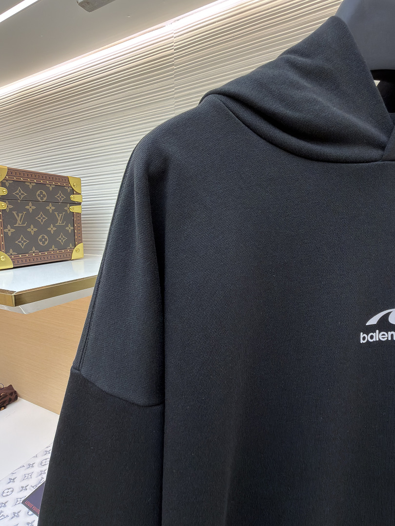 Balenciaga 6908-60L - Image 7