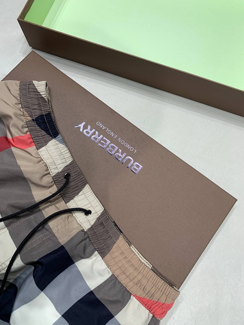 Burberry Yuan - Image 9