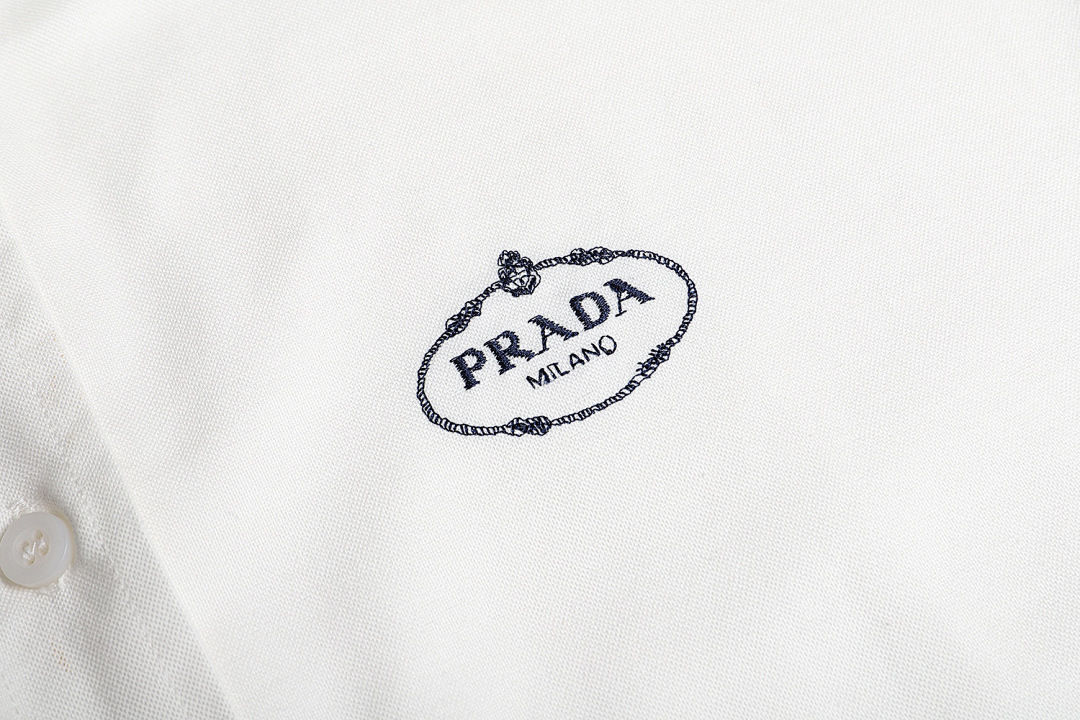 Prada . 525257 Long Sleeve −51L - Image 12