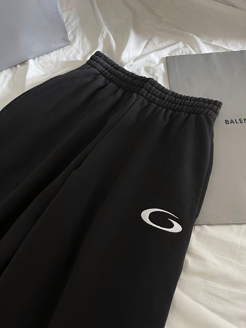 Balenciaga 3029-90L - Image 11