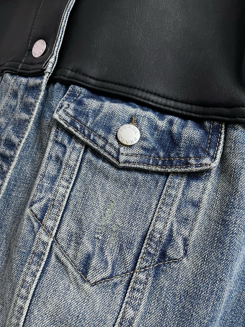 Prada 625278-60L - Image 12