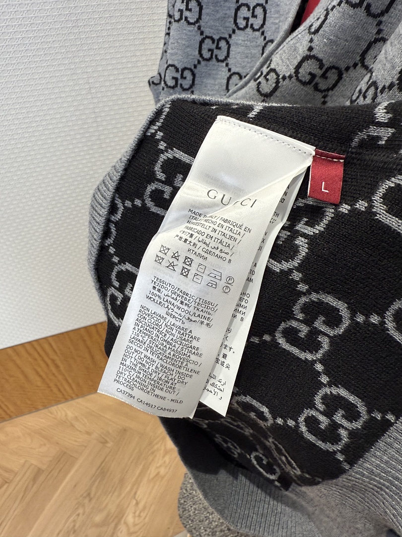Gucci 51977-8L - Image 4