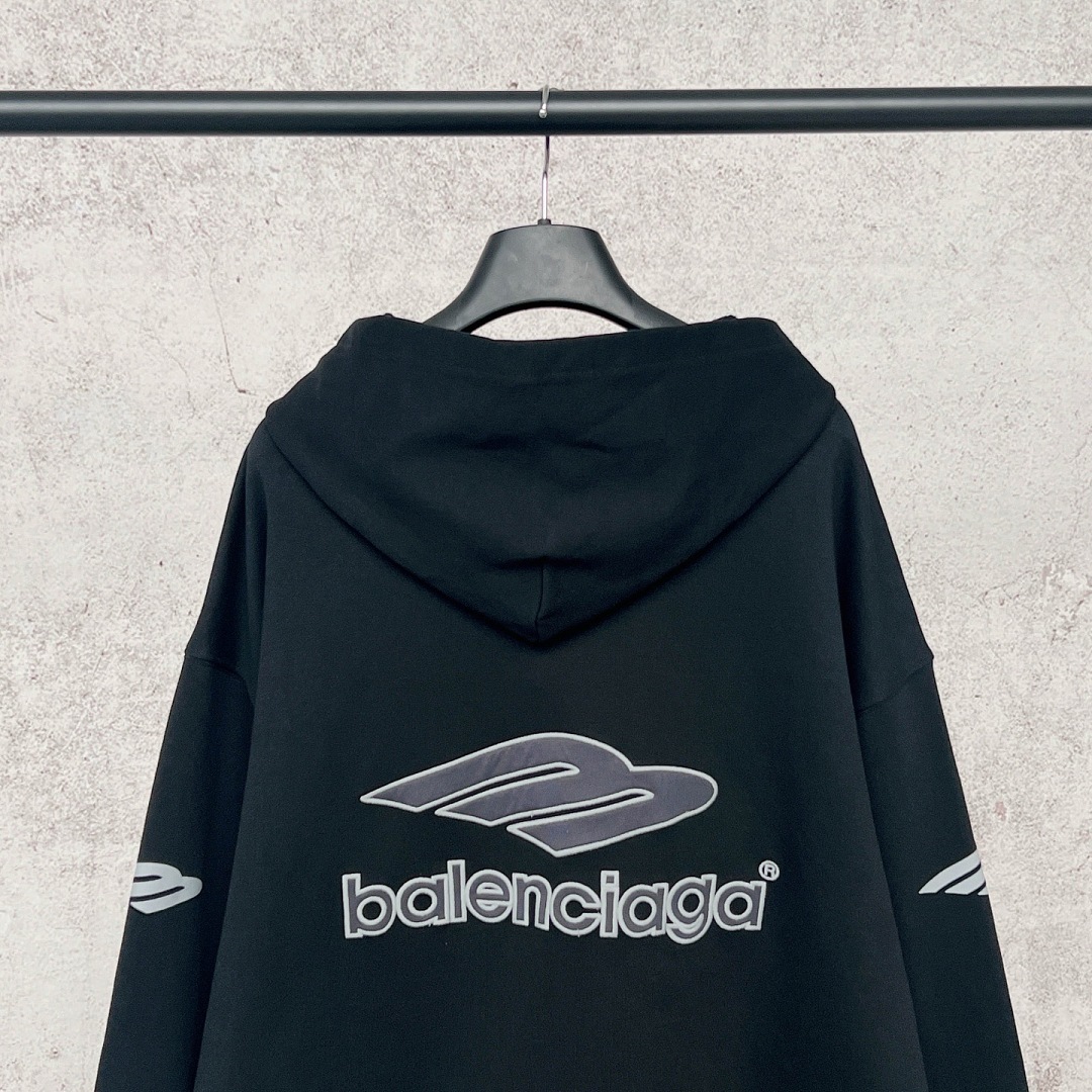 Balenciaga 5324−24L - Image 17