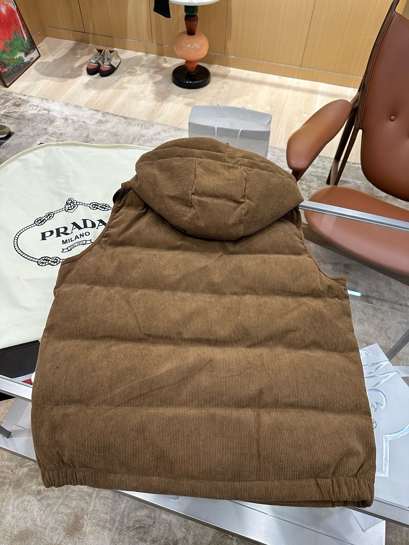 Prada 5212−8L - Image 7