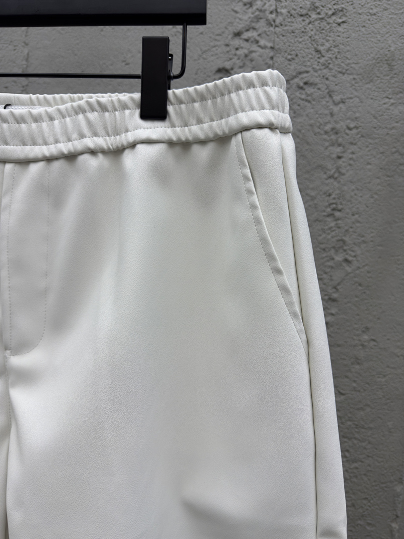 Prada 6265-69L Short - Image 7