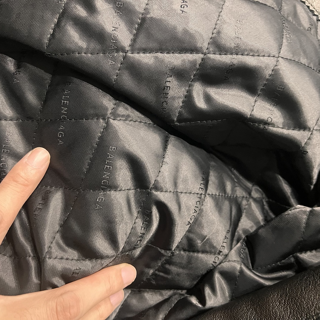 Balenciaga 580W00017Real Leather - Image 7