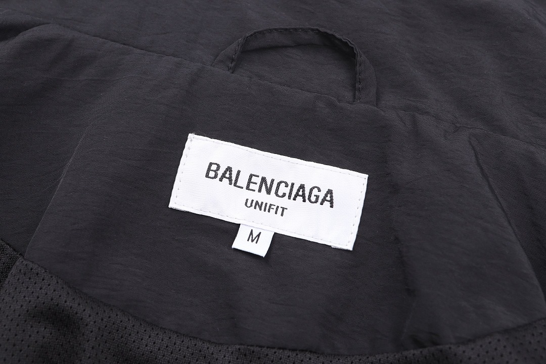 Balenciaga 52145−51L - Image 17