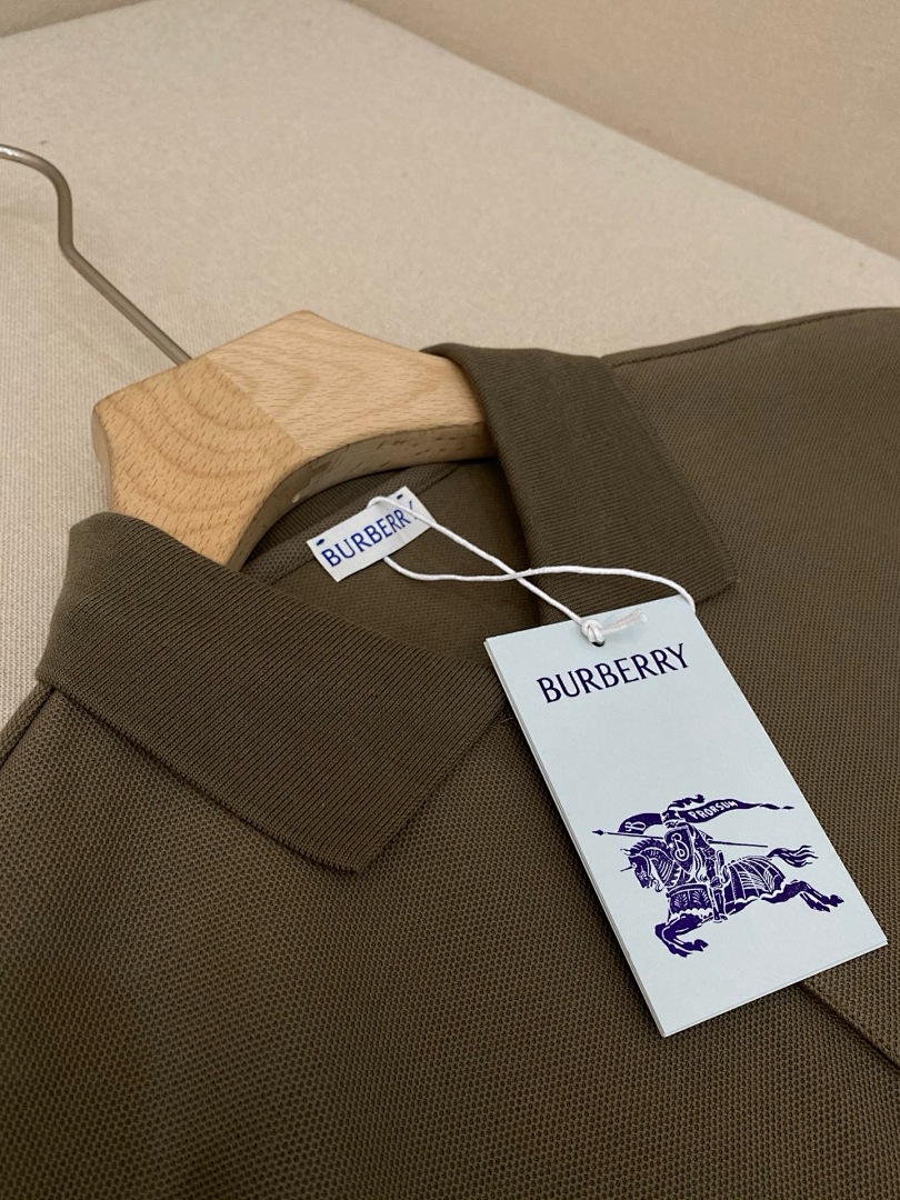 Burberry 36870-8L - Image 51