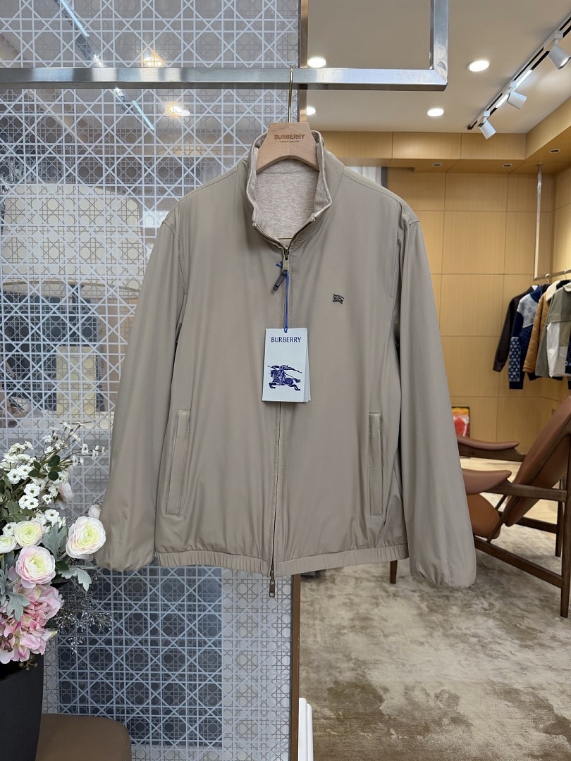 Burberry 567−8L - Image 17