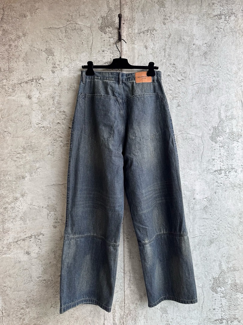 Balenciaga 511−24L - Image 6