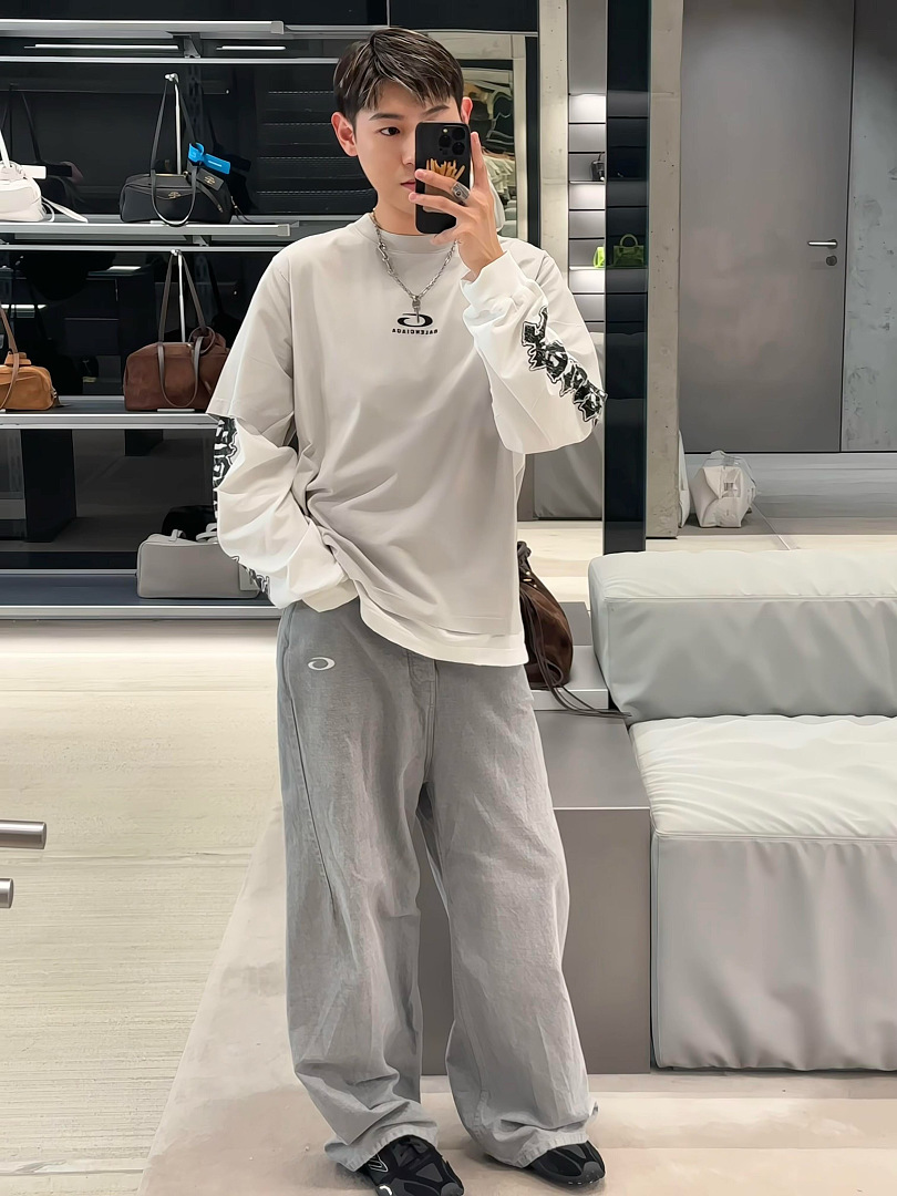 Balenciaga 52107−51L - Image 13