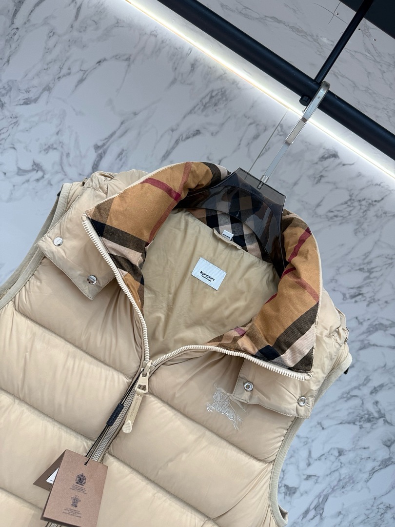 Burberry 68262-37L - Image 17