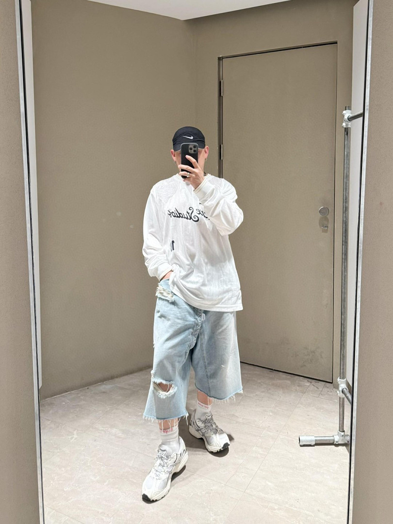 Acne Studios 526129−51L - Image 5