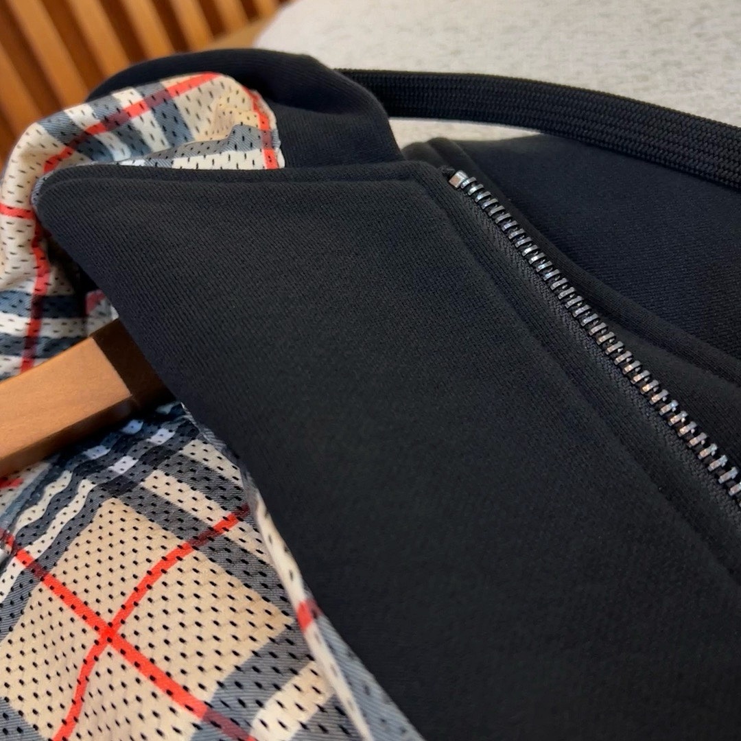Burberry 6B010-65L - Image 6