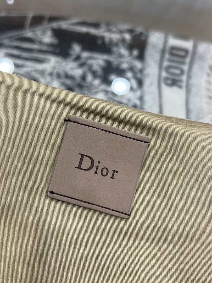 Dior 5130−8L - Image 11