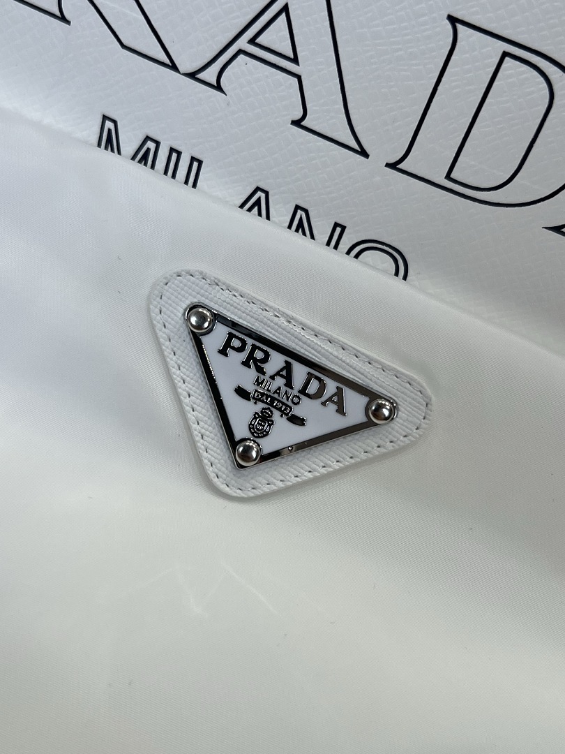 Prada 58842-8L - Image 26