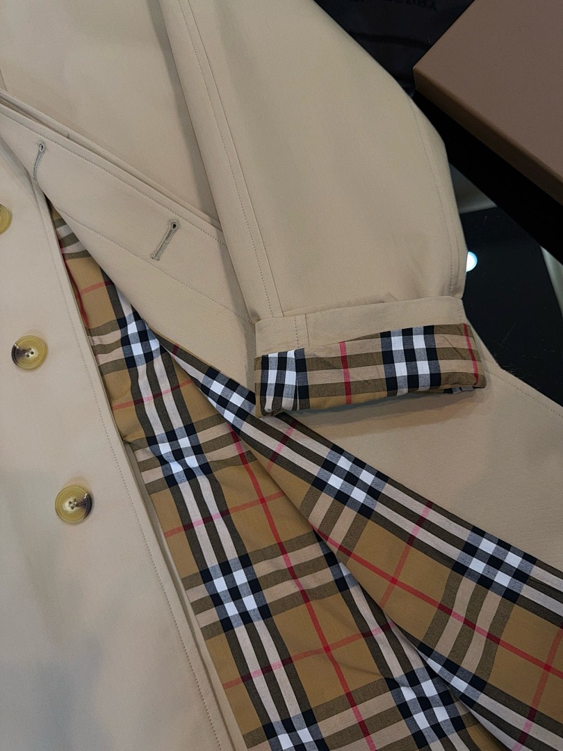 Burberry —6B01-65L - Image 7